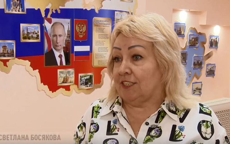 Îmbrăcați în haine militare, copiii dintr-o grădiniță din nordul Rusiei fac pachete pentru soldații ruși din Ucraina: „Este o misiune nobilă”