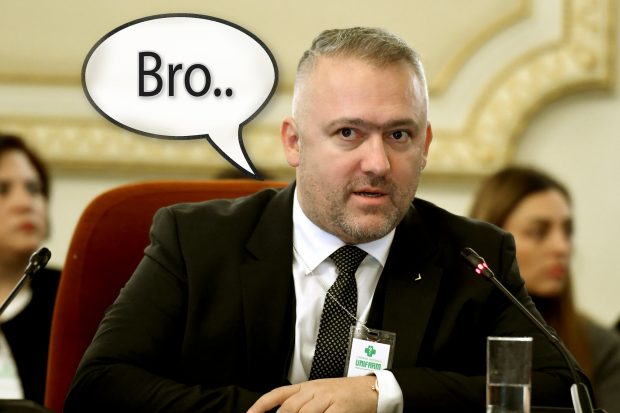 Libanezul care a aranjat mita pentru „Bro”, şeful UNIFARM, refuză să mai vină la proces, din cauza obezităţii.  „Să fie adus cu ambulanţa”, cere avocatul apărării