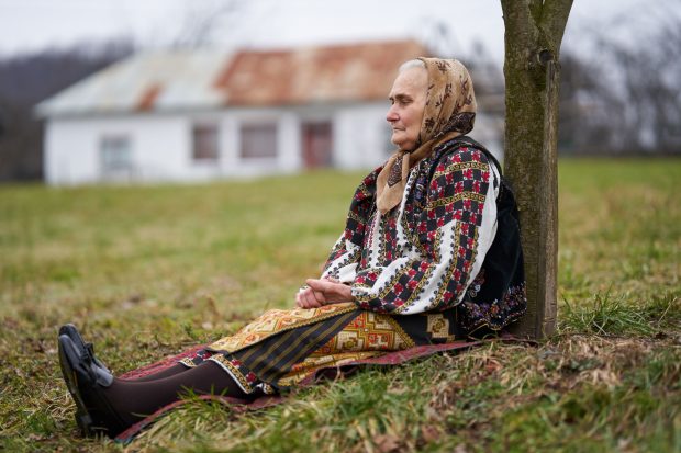 Descântece de deochi din bătrâni