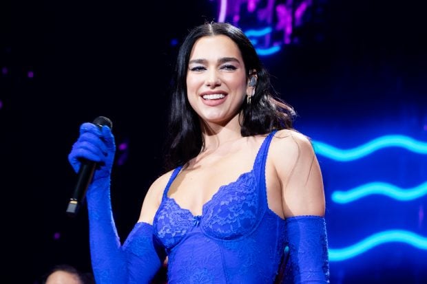 Dua Lipa refuză să cânte în deschiderea Campionatului Mondial: „Abia aștept să vizitez Qatarul când problemele legate de drepturile omului vor fi rezolvate”