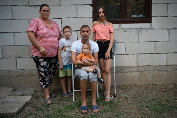 Povestea familiei Slabu de la „Visuri la cheie”. Tatăl a ajuns dependent de cei din jurul său: „Sunt un om care respiră, atât”