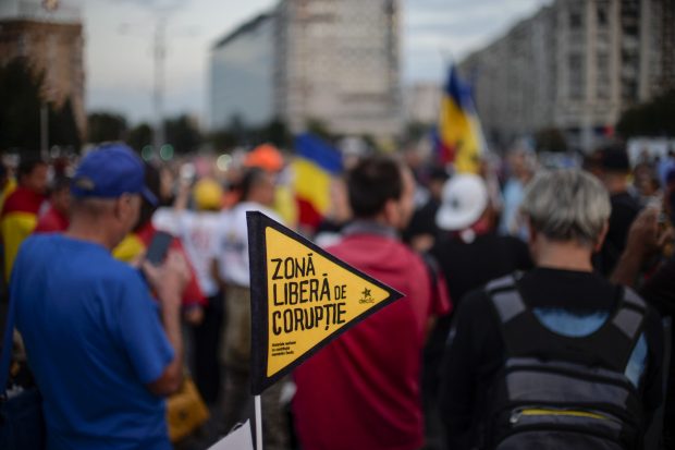 SONDAJ. Cum explică românii că nu vor să-și riște viața pentru patrie: „Nu merg la război ca să apăr averile corupților și ale șmecherilor care fug din țară”
