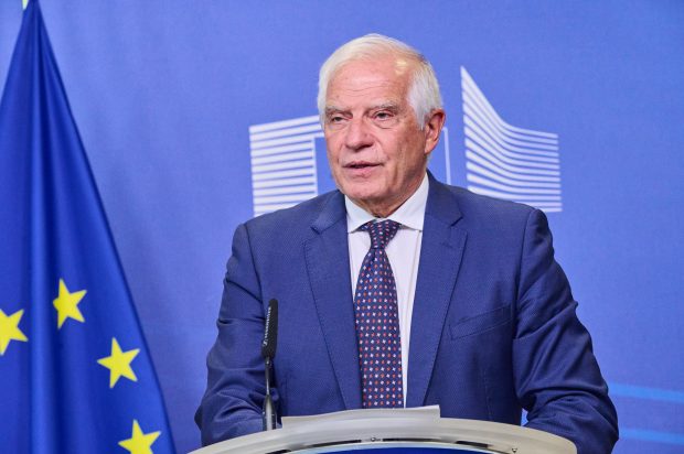 Josep Borrell cere ca UE să ia măsuri împotriva Indiei care revinde petrol rusesc în Europa