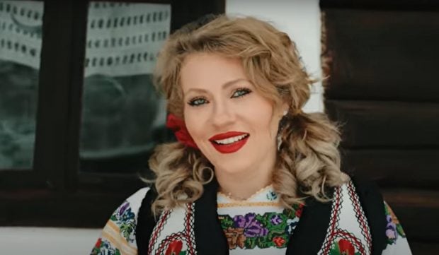 Mirela Vaida a lansat o melodie compusă de ea: „Este o bucată ruptă din sufletul meu”. Cum apare în videoclip