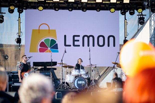 Mall-ul Lemon Retail Park a organizat un eveniment de amploare cu ocazia deschiderii oficiale! Artiști de renume precum Delia, Mira, Rareș și Andra Gogan au urcat pe scenă, alături de prezentatorii Mihai Morar și Daniel Buzdugan. Premii generoase au fost oferite participanților în cadrul unei tombole speciale