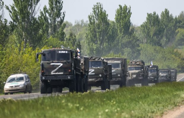 Rusia își retrage trupele din Herson, singura capitală regională capturată de la începutul invaziei