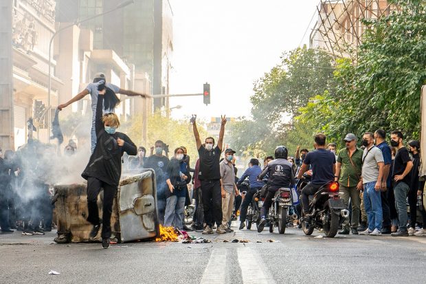 Cel puțin 326 de oameni, printre care și 43 de copii, au fost uciși în protestele din Iran, indică cel mai nou bilanț al unui grup pentru drepturile omului