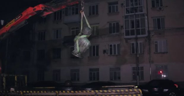 Autoritățile din Jîtomîr au înlăturat statuia poetului rus Aleksandr Pușkin din centrul orașului