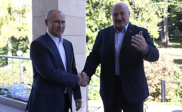 Cel mai loial aliat al lui Putin, președintele din Belarus: „Dacă Rusia se prăbușește, atunci sub acest moloz este locul nostru”