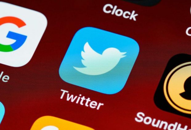 Decizia producătorilor auto, după ce Elon Musk a preluat Twitter