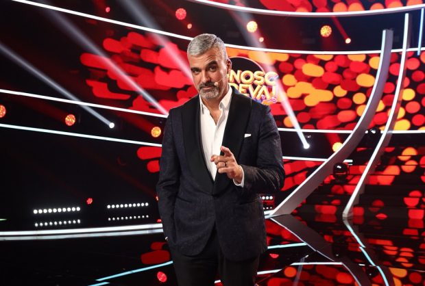 Aurelian Temișan, situație fără precedent la „Te cunosc de undeva!”. Emi și Cuza i-au pregătit o surpriză colosală: „Avem emoţii foarte mari”