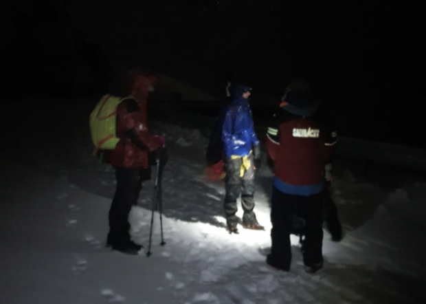 25 de turişti blocați în zona Bâlea, recuperați de salvamontişti. Strat de zăpadă „consistent” la altitudini de peste 1.800 de metri