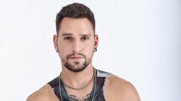 Vlad Gherman, acoperit de tatuaje pentru rolul din serialul „Lia”. Primele declarații: „Am un personaj care mă provoacă”