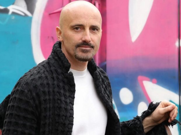 Călin Goia de la Voltaj spune că a făcut bani de mic: ”De la încărcat-descărcat de lăzi la bursă și imobiliare”