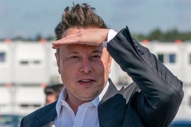 Elon Musk a suspendat contul de Twitter care îi monitoriza avionul privat