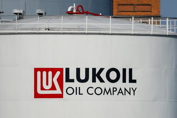 Benzinăriile Lukoil vor funcționa legal până în 2026, anunță Oana Țoiu: „Pot plăti salarii si achiziționa stocuri”
