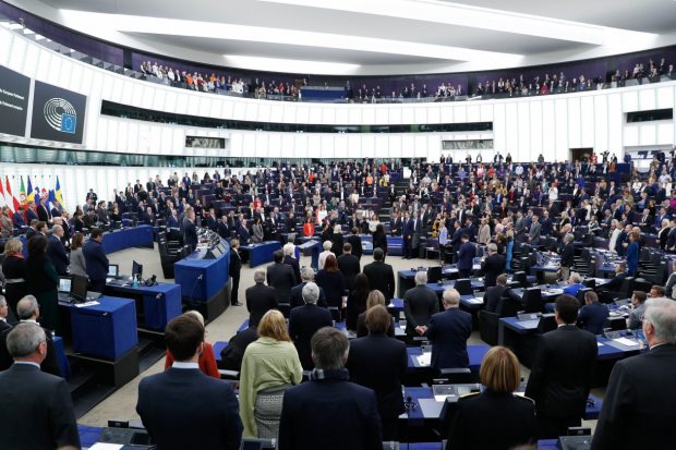 „Unul dintre cele mai dramatice cazuri de corupţie din ultimii ani”. Comisar european, despre arestările din Parlamentul European