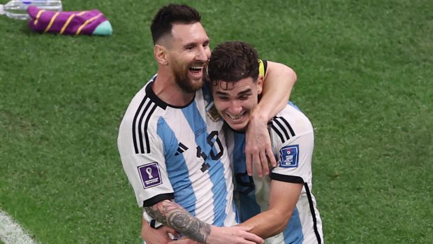 Argentina lui Messi, prima calificată în finala Cupei Mondiale din Qatar. Adversara se decide miercuri, după Franța – Maroc