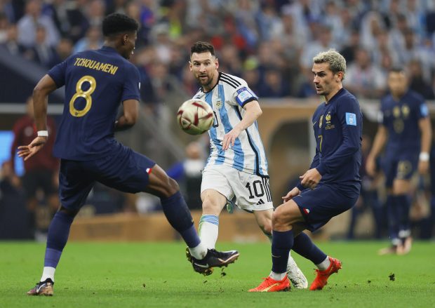 ACUM | Finală de infarct la Cupa Mondială din Qatar. Franța lui Mbappe a egalat Argentina lui Messi cu două goluri în trei minute!