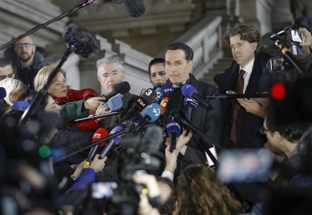 Avocații Evei Kaili au cerut ca fosta vicepreședintă a Parlamentului European să fie eliberată din arest, pe baza purtării unei brățări electronice