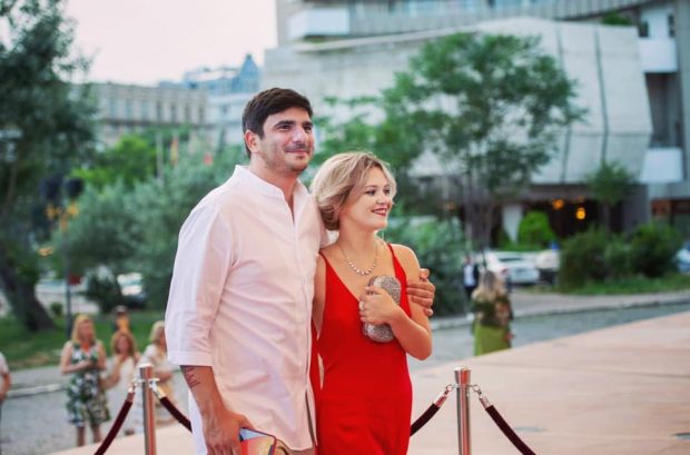 Actorul Alex Bogdan, primele declarații despre nunta cu iubita lui, Cătălina. „Chestia este sudată”