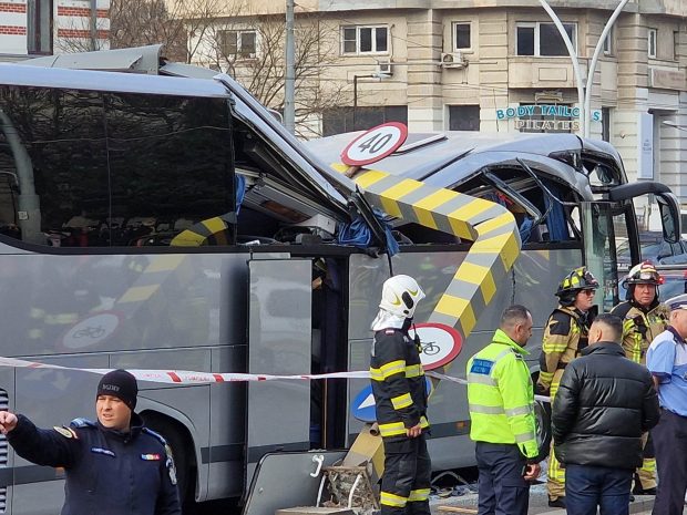 Noi informații despre autocarul cu turiști din Grecia, implicat în accidentul de la Pasajul Unirii. Plecase miercuri din Volos și a trecut prin Larissa și Salonic înainte să ajungă în București