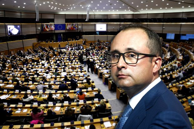 După Qatargate, zeci de eurodeputați, printre care Cristian Bușoi, dar și Alin Mituță, s-au grăbit să își declare vizitele plătite în țări străine