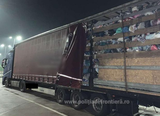 Ziarul austriac cu cel mai mare tiraj: „Livrare din Austria. Transport de gunoi respins la granița României”