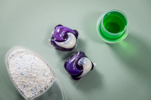 Detergent lichid sau detergent pudră, care este mai bun 
