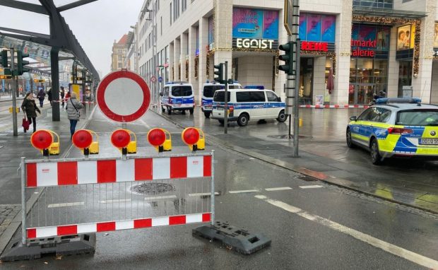 Luare de ostatici într-un centru comercial din orașul german Dresda