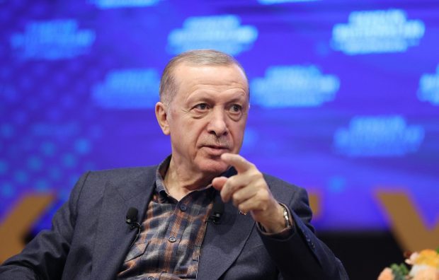 Erdogan amenință Grecia: „Ne construim singuri rachetele și asta îi sperie pe greci. Bineînțeles că vor lovi Atena!”