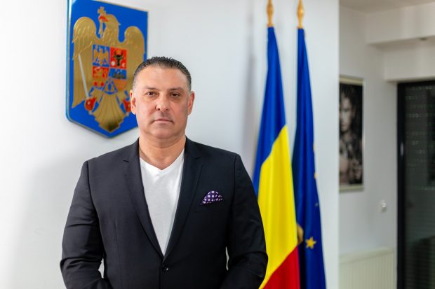 Preşedintele Partidei Romilor, Nicolae Păun, dă în judecată INS: „Cer renumărarea romilor din România”