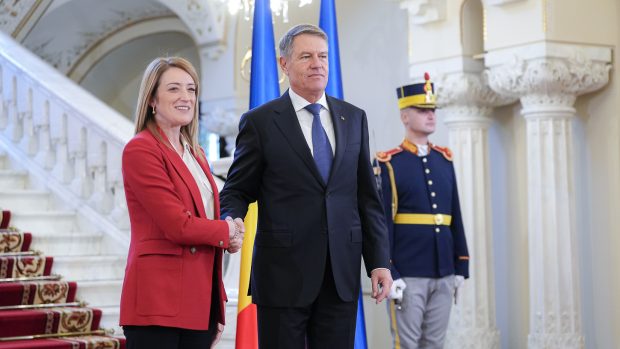 Președintele Parlamentului European, vizită de două zile în România. Roberta Metsola, primită de Iohannis la Cotroceni