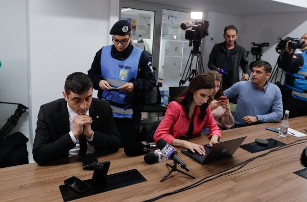 Ce s-ar fi întâmplat dacă George Simion ar fi făcut circul de azi în clădirea guvernului de la Kremlin?