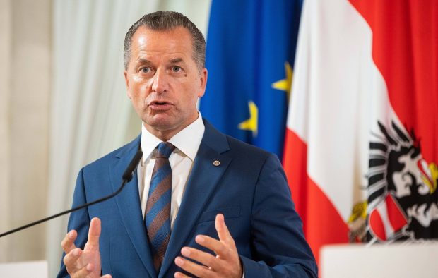 Un oficial austriac acuză România că nu a prins 20.000 de migranți ilegali care au trecut prin țara noastră și au ajuns în Austria
