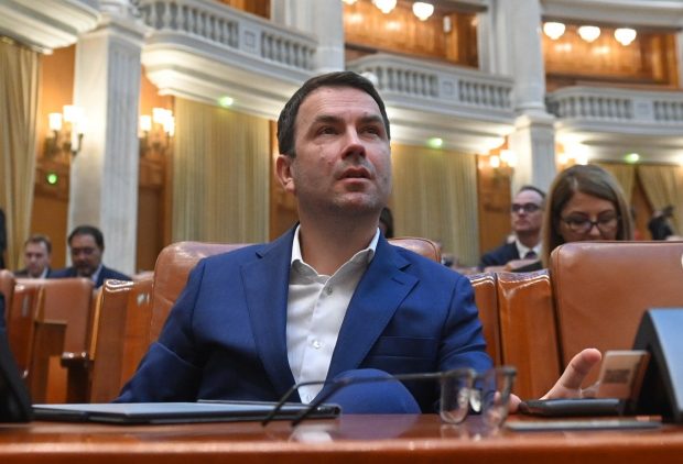 USR a votat împotriva legii bugetului pe 2023. Cătălin Drulă: „Un buget mincinos, un buget inflaţionist”