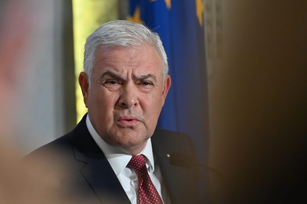 Angel Tîlvăr, ministrul Apărării: Nu este exclus ca Putin să folosească o armă nucleară tactică în Ucraina