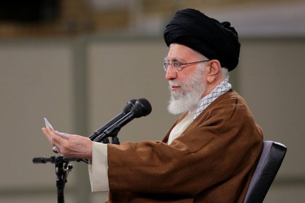 Ayatollahul Khamenei cere reexaminarea sistemului cultural al Iranului, în contextul protestelor fără precedent