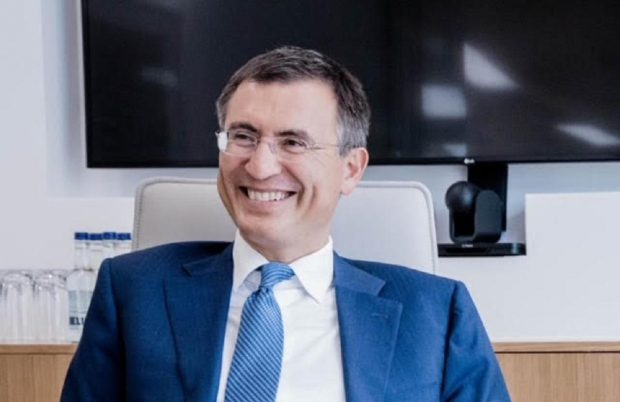 Un britanic a primit salariu de 1,5 milioane de lire sterline pe zi, în 2022: „Numai banii, nu te fac fericit”