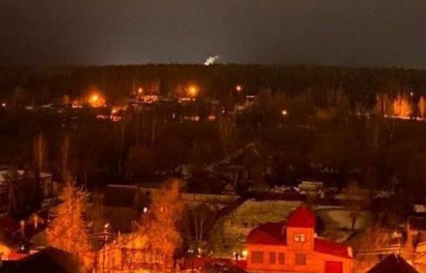 Ucrainenii au bombardat o unitate militară și un aerodrom militar din Rusia, la 60 de km peste graniță: „Au trezit tot orașul”