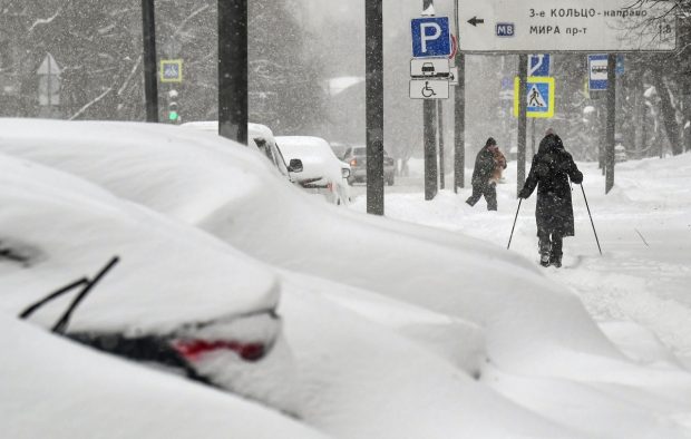 Moscova, sub nămeți. Cel mai mare strat de zăpadă măsurat în decembrie din ultimii 80 de ani, în capitala Rusiei