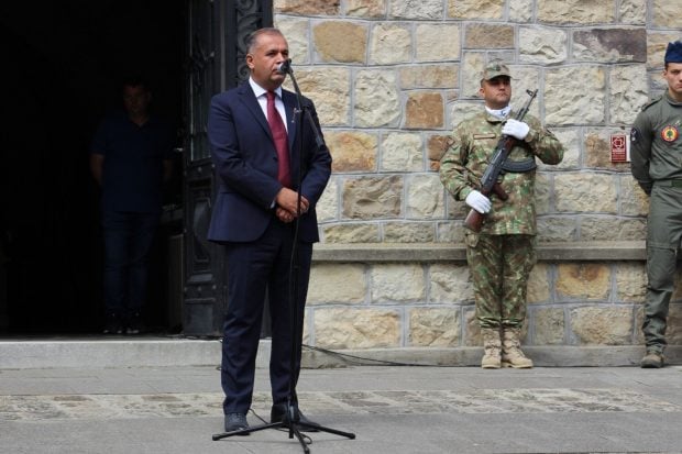 Vrâncenii, buni de plată, pentru că prefectul a decis să apere singur județul într-un proces cu un samsar de păduri