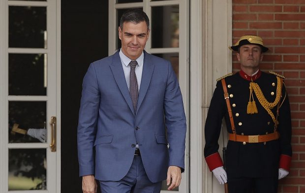 Plic cu explozibil trimis premierului Pedro Sanchez. Cinci scrisori capcană trimise în Spania, patru în ultimele 24 de ore