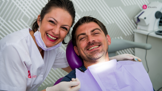 Adiție de os și implant în aceeași zi? Aflați cum, de la specialiștii iDentity Clinic