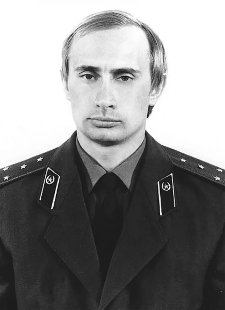 Ofițerul KGB Vladimir Putin