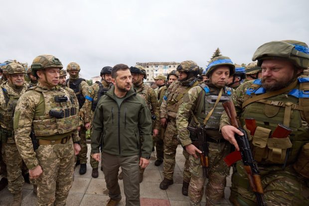 Un rus din Siberia a fost amendat pe baza articolului privind „discreditarea” armatei pentru că a povestit un vis despre Zelenski