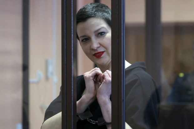 Opozanta belarusă Maria Kolesnikova s-a întors după gratii, în urma unei operaţii de ulcer perforat. Cum se simte în prezent
