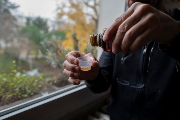 Cel puțin 18 copii din Uzbekistan au murit după ce au băut sirop de tuse din India