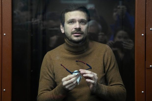 Procurorii ruși au cerut ca opozantul Ilia Iaşin, încarcerat după ce a condamnat războiul din Ucraina, să primească 9 ani de închisoare