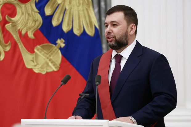 Autoproclamatele republici Doneţk şi Luhansk și-au votat noi constituții. Denis Pușilin: „Suntem martori la un eveniment istoric”